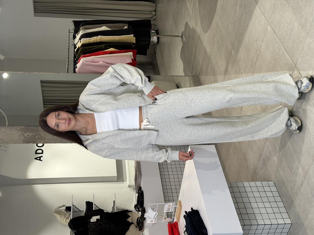 Костюм трьохнитка 30-1 меланж-оливка з білими лампасами, S