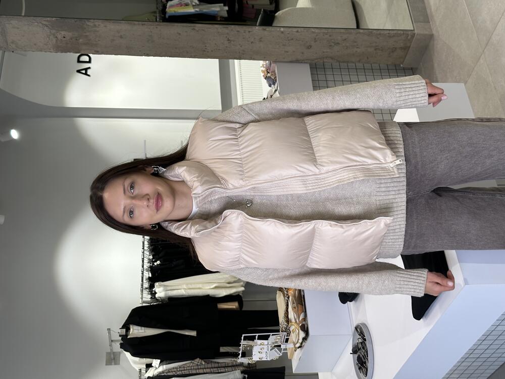 Жилет-пуфер вкорочений беж