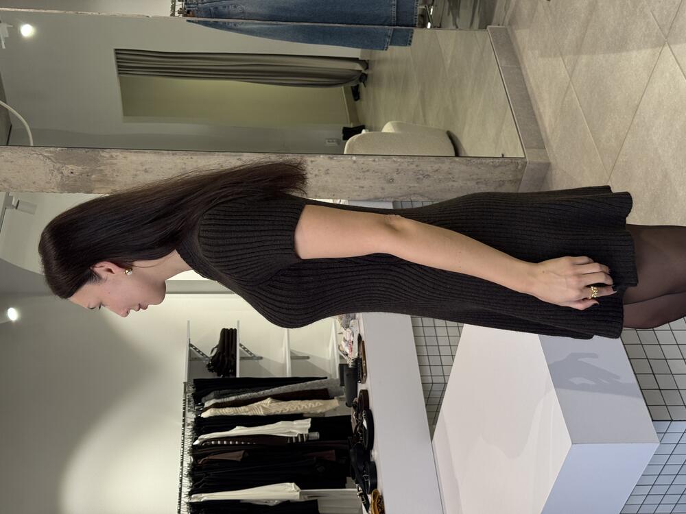 Сукня тепла з акцентом на талії короткий рукав шоколад, one size