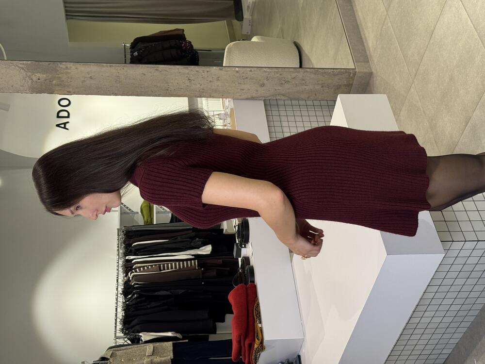 Сукня тепла з акцентом на талії короткий рукав бордо, one size