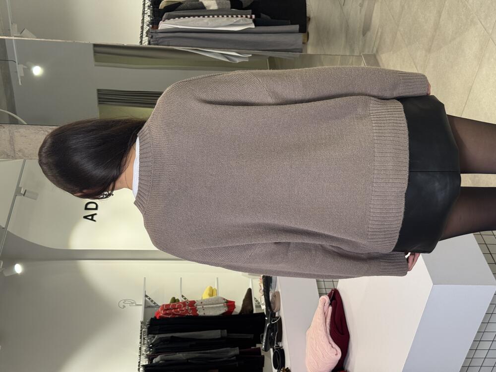 Светр базовий minimalist yet капучіно, one size