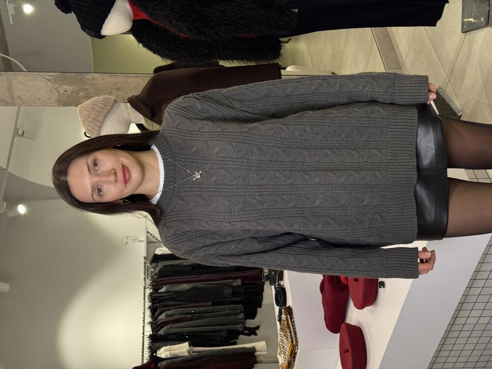 Светр вільного крою косичка графіт